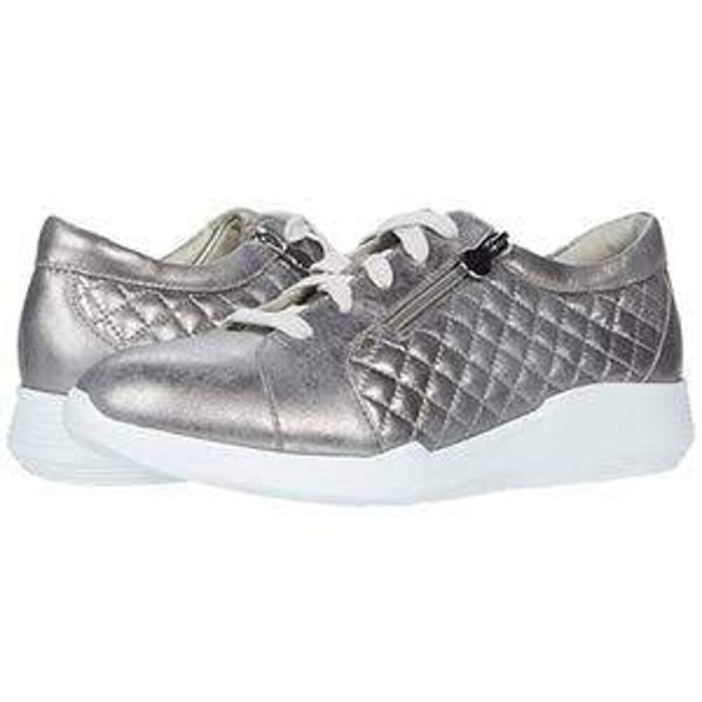 MUNRO EMMIE SILVER QUILTED LACE-UP SNEAKERS WOMAN SIZE 9.5 NWOB
